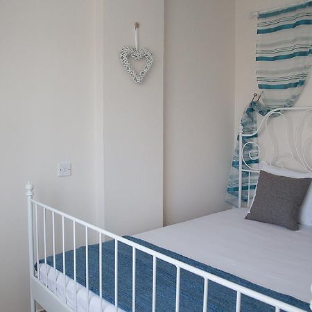 Paphos Love Hut Apartment エクステリア 写真