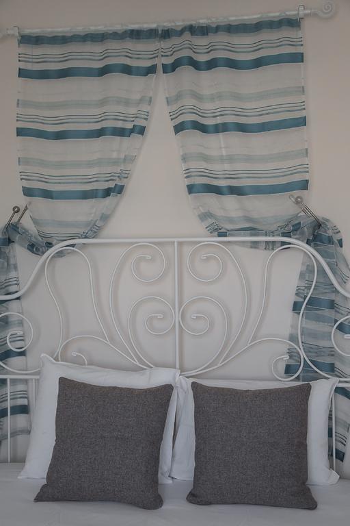 Paphos Love Hut Apartment エクステリア 写真